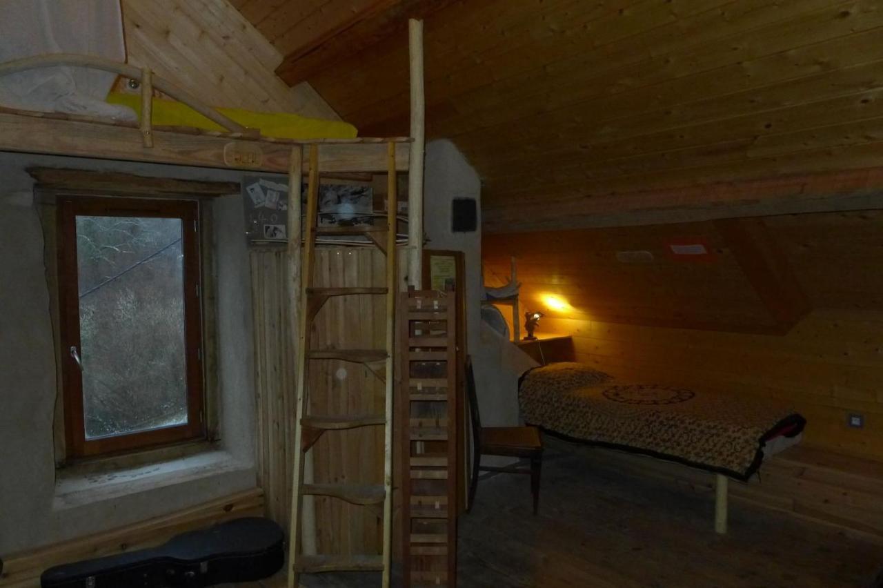 Ecogite Estien Hotel Boussenac ภายนอก รูปภาพ